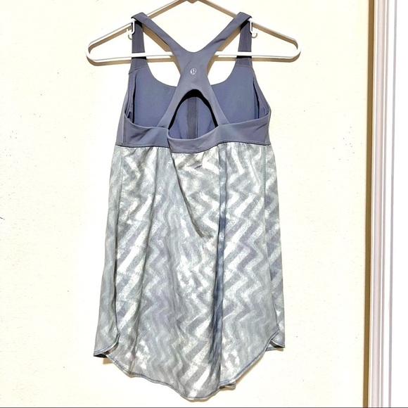 Lululemon Venus Tank in Grey womens size 8 - Picture 6 of 11